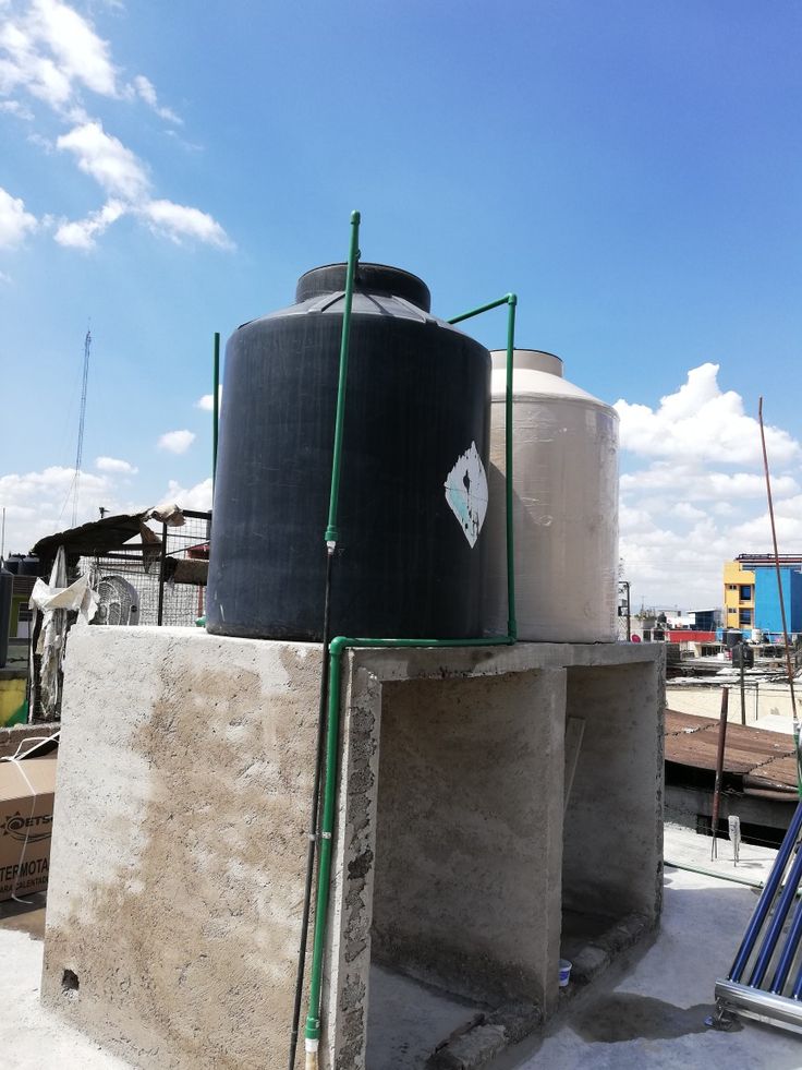  Water Tank  Leaking 
